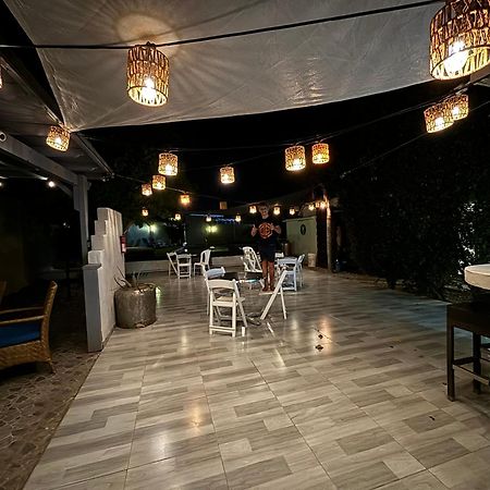 Aloe B&B Ораниестад Екстериор снимка