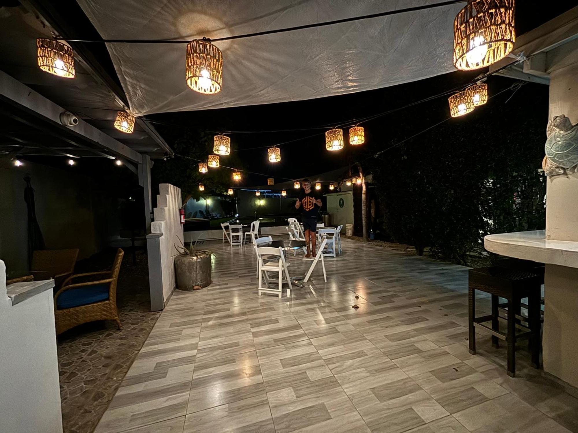 Aloe B&B Ораниестад Екстериор снимка