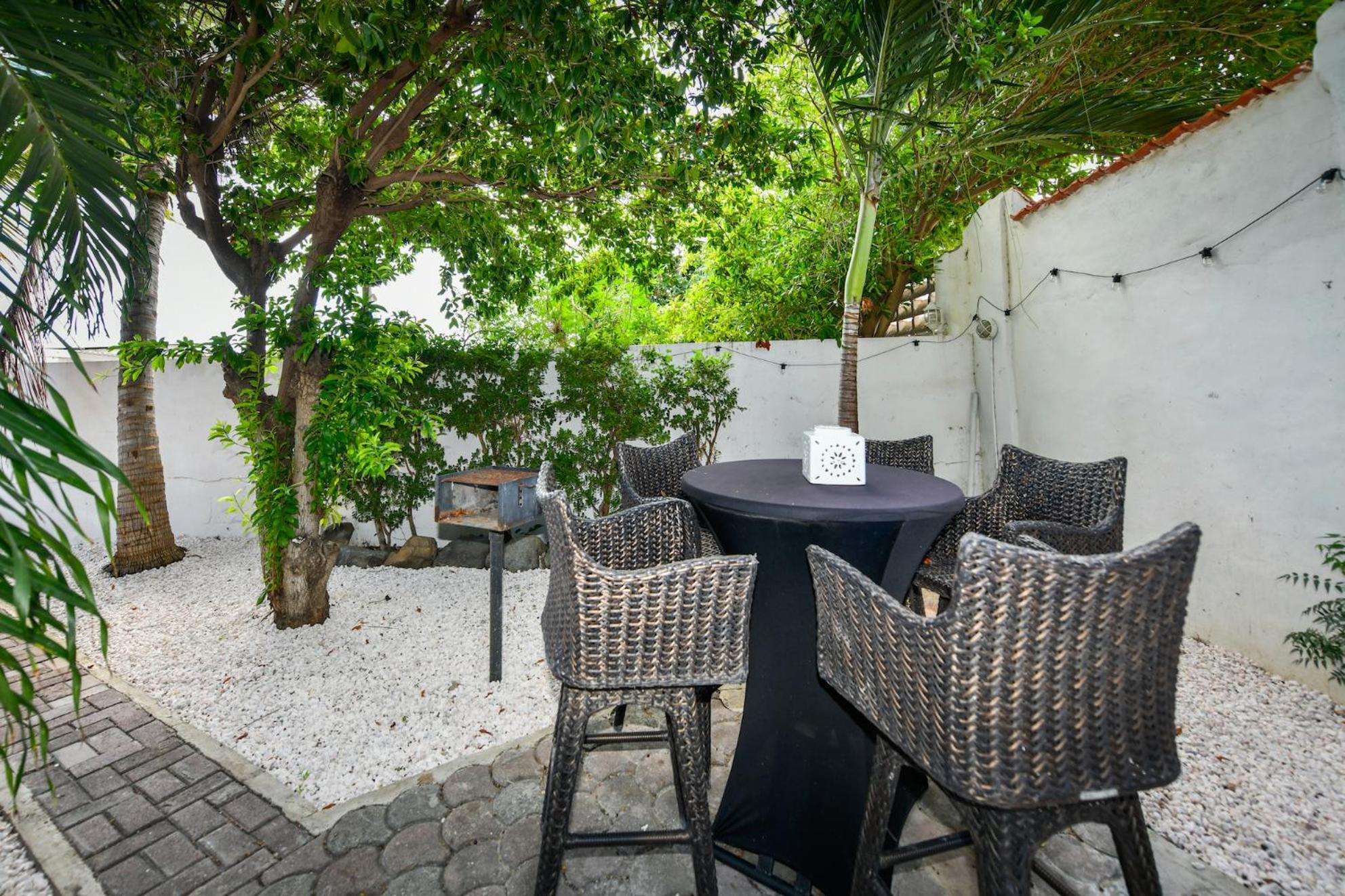 Aloe B&B Ораниестад Екстериор снимка