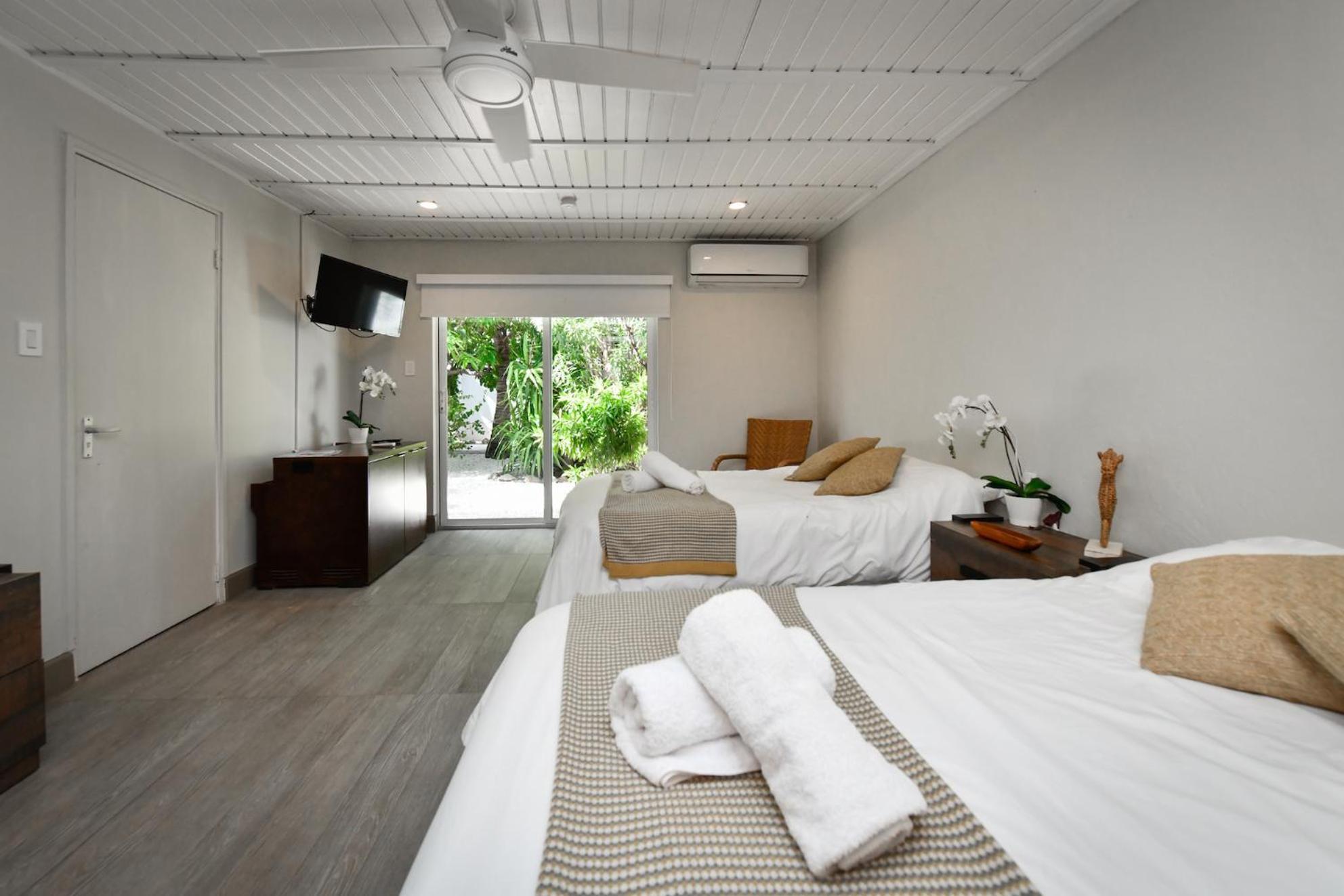 Aloe B&B Ораниестад Екстериор снимка